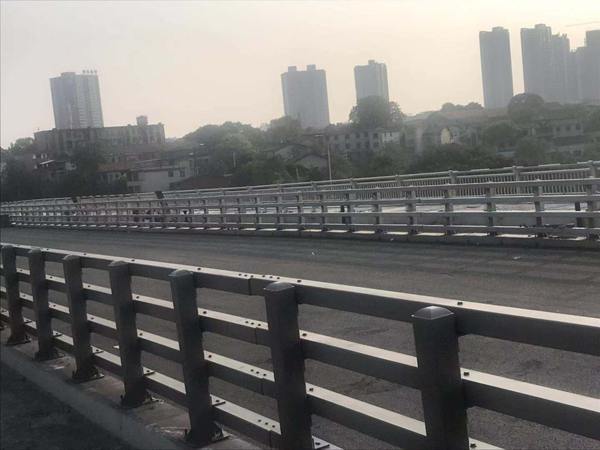 供需弱勢平衡，不銹鋼復合管價或窄幅整理！